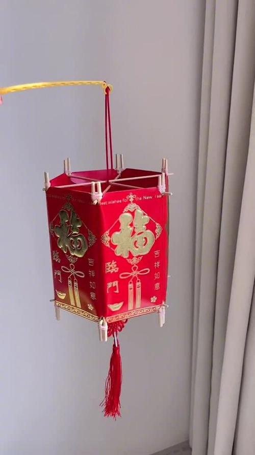 漂亮的红包灯笼