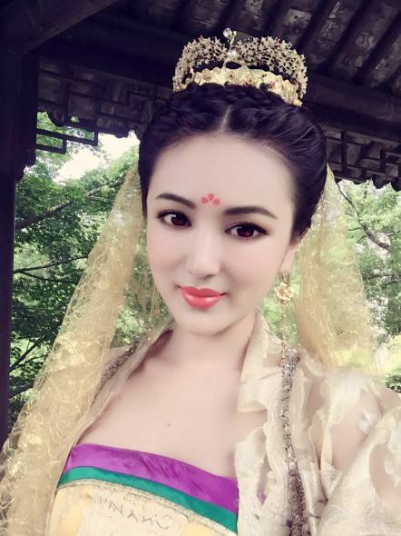 西梁女国小说
