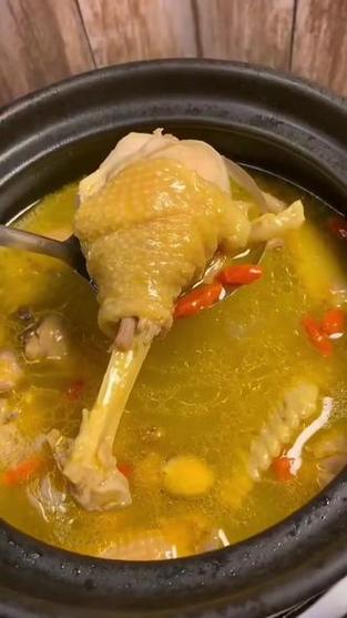 清炖老母鸡