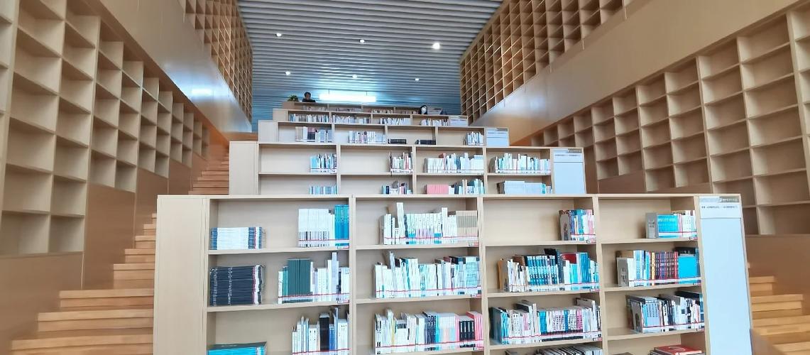 南宁哪个图书馆的书比较好