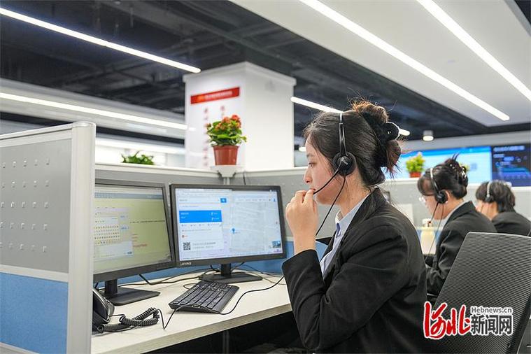 记者电话求助热线