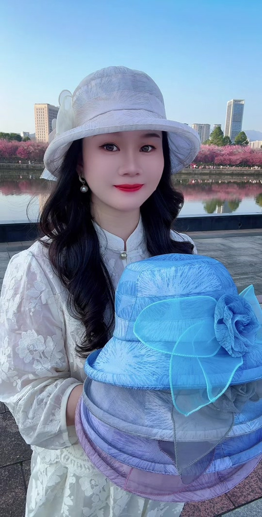 50岁的女人戴渔夫帽好看吗