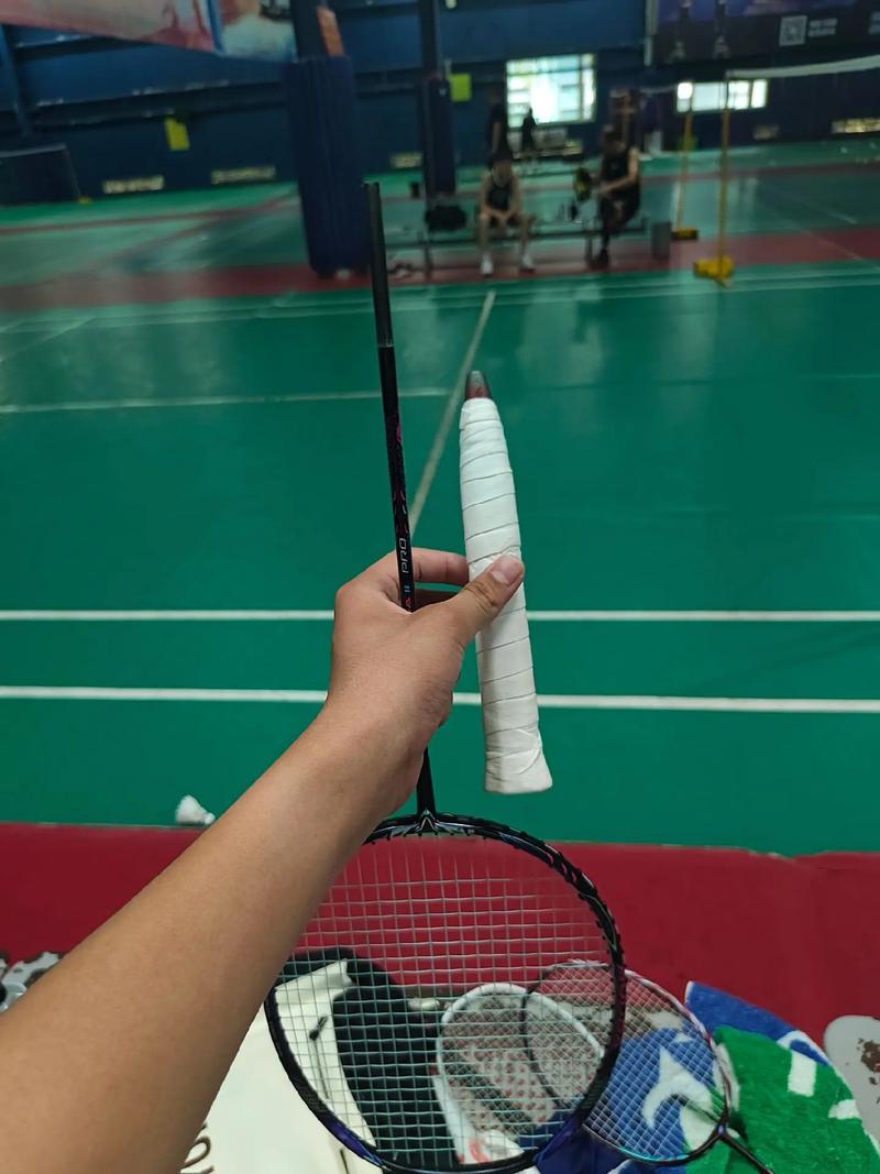 羽毛球手柄断了可以修复吗