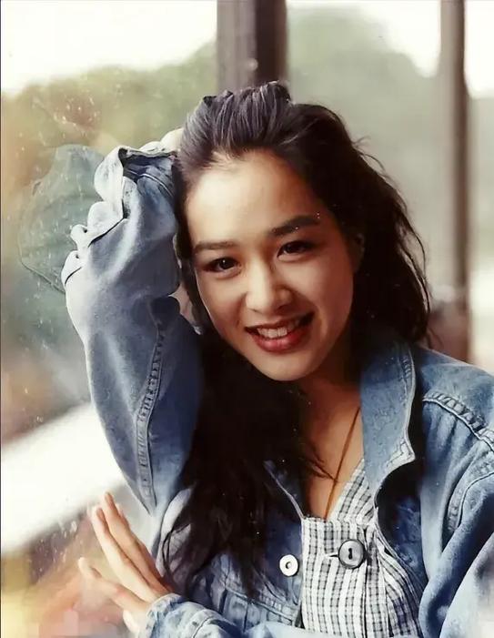 钟丽缇身价多少个亿