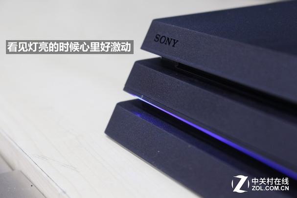 ps4开机键旁边的按键是什么