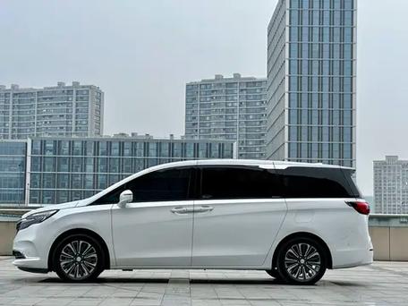 别克GL8陆尊ES各版区别图标