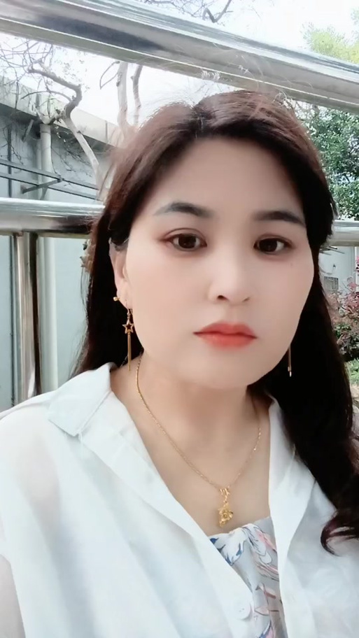 打工的女人图标