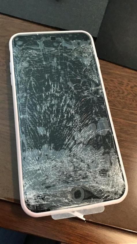 iphone摔了一下屏幕失灵图标