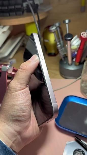 手机被摔后会自动关机