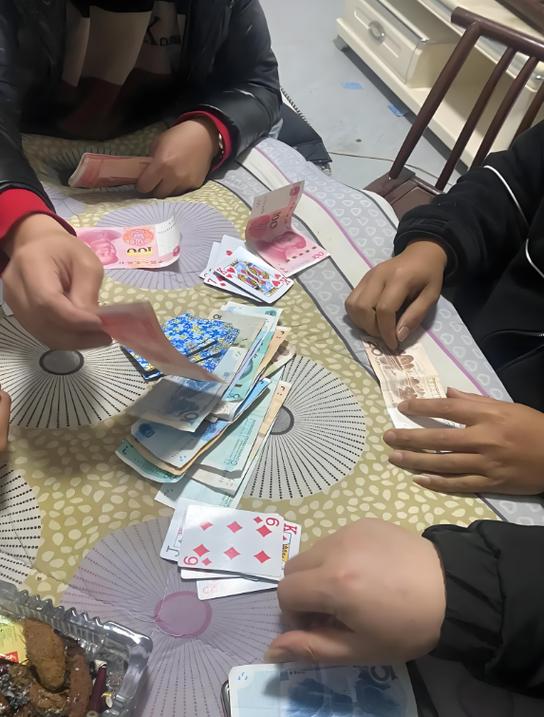 微信在哪里开炸金花房间