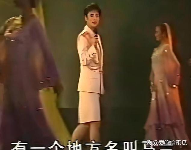 跟着幸福走歌曲原唱