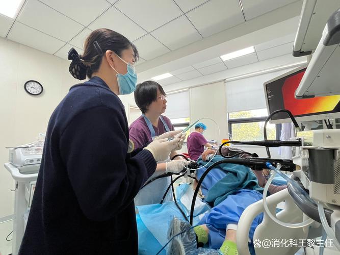 闹肚子屁股疼