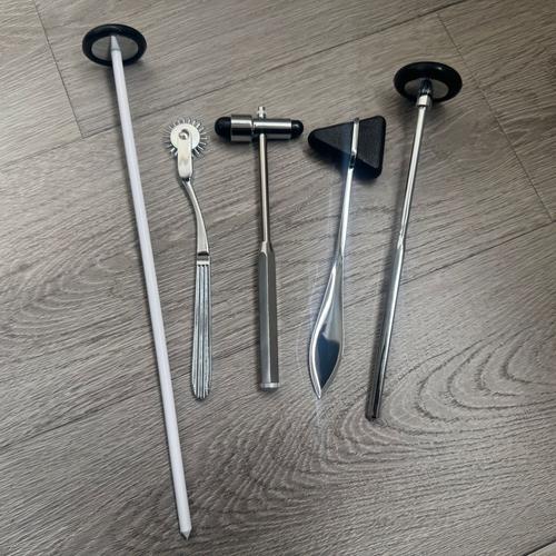 dio罐子抡锤子