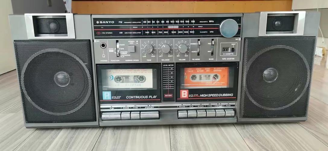 八十年代三洋收录机