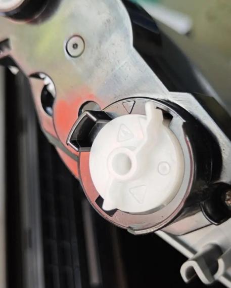 彩色打印机废粉盒怎么清理