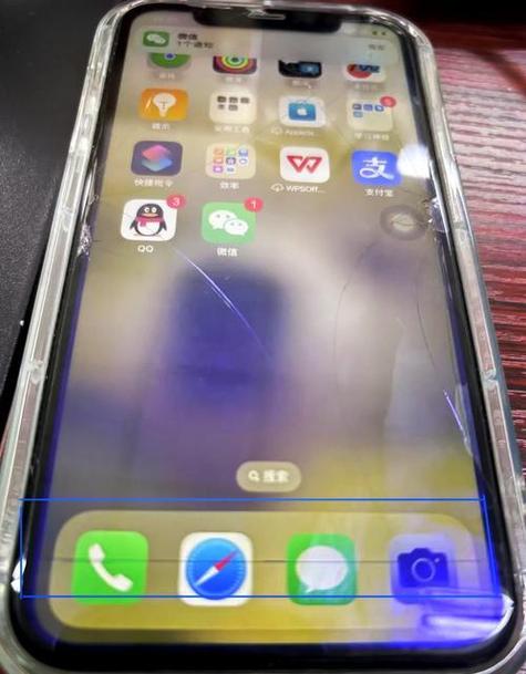 手机屏幕有一条横线