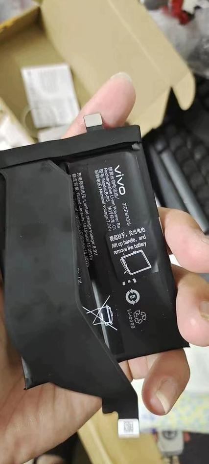 iqoo哪款手机电池耐用