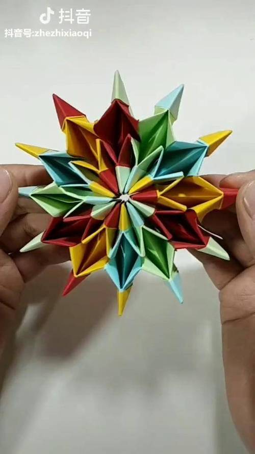 好玩的烟花无限翻图标