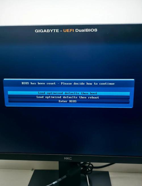 uefi安装win10原版镜像