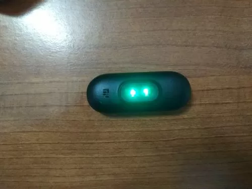 小米手环2充电一直震动