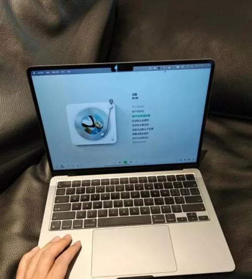 macbook air怎么关闭应用图标
