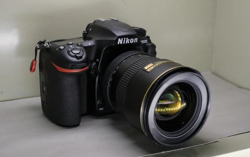 【尼康D5200(单机)】尼康D5200(单机)评测图标