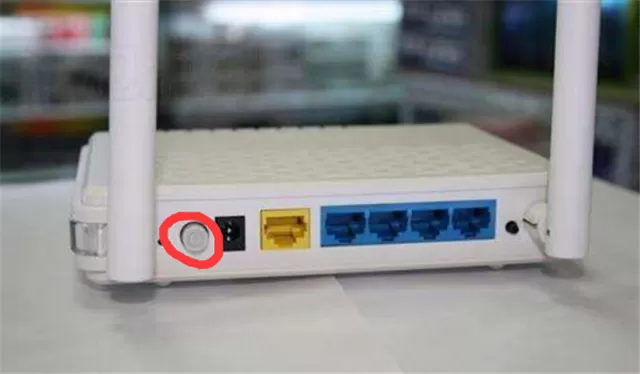 路由器的开关在哪图标