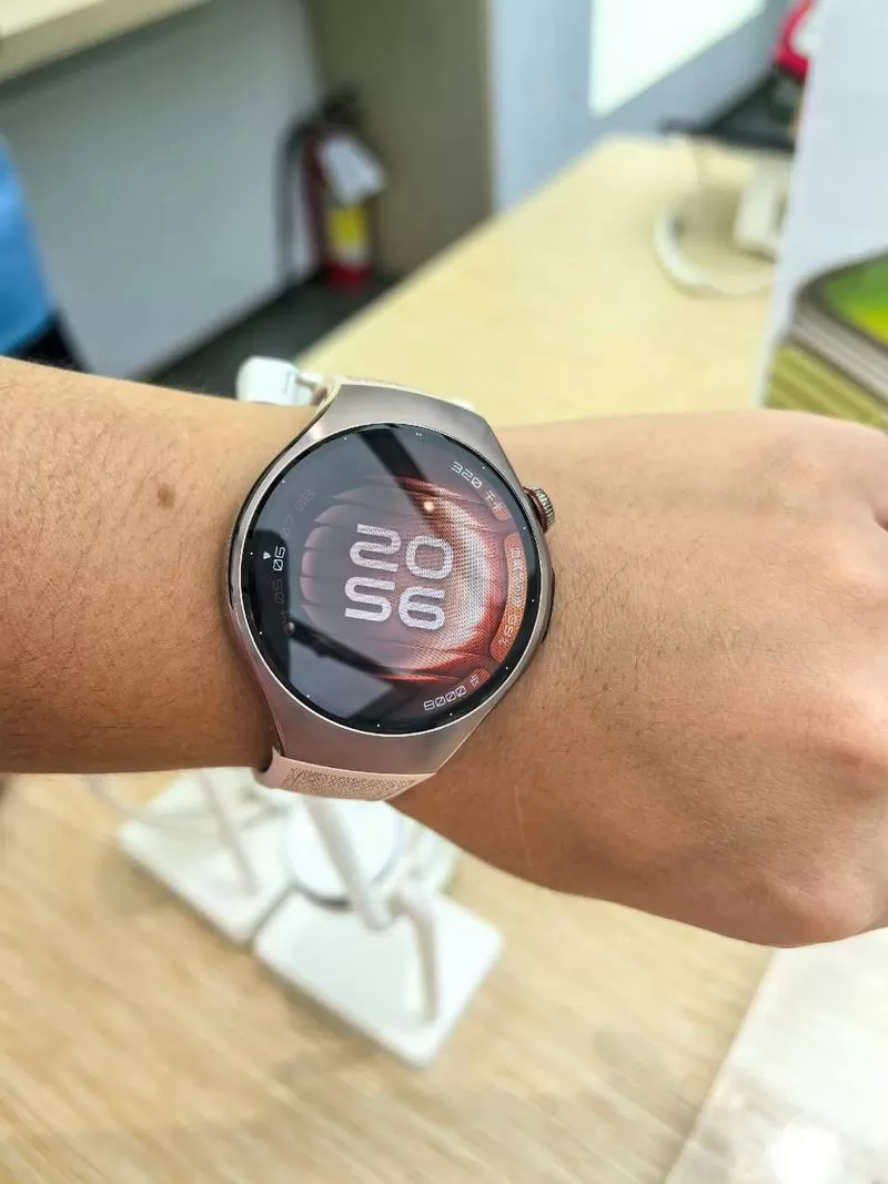 华为watch5怎么没有微信图标图标